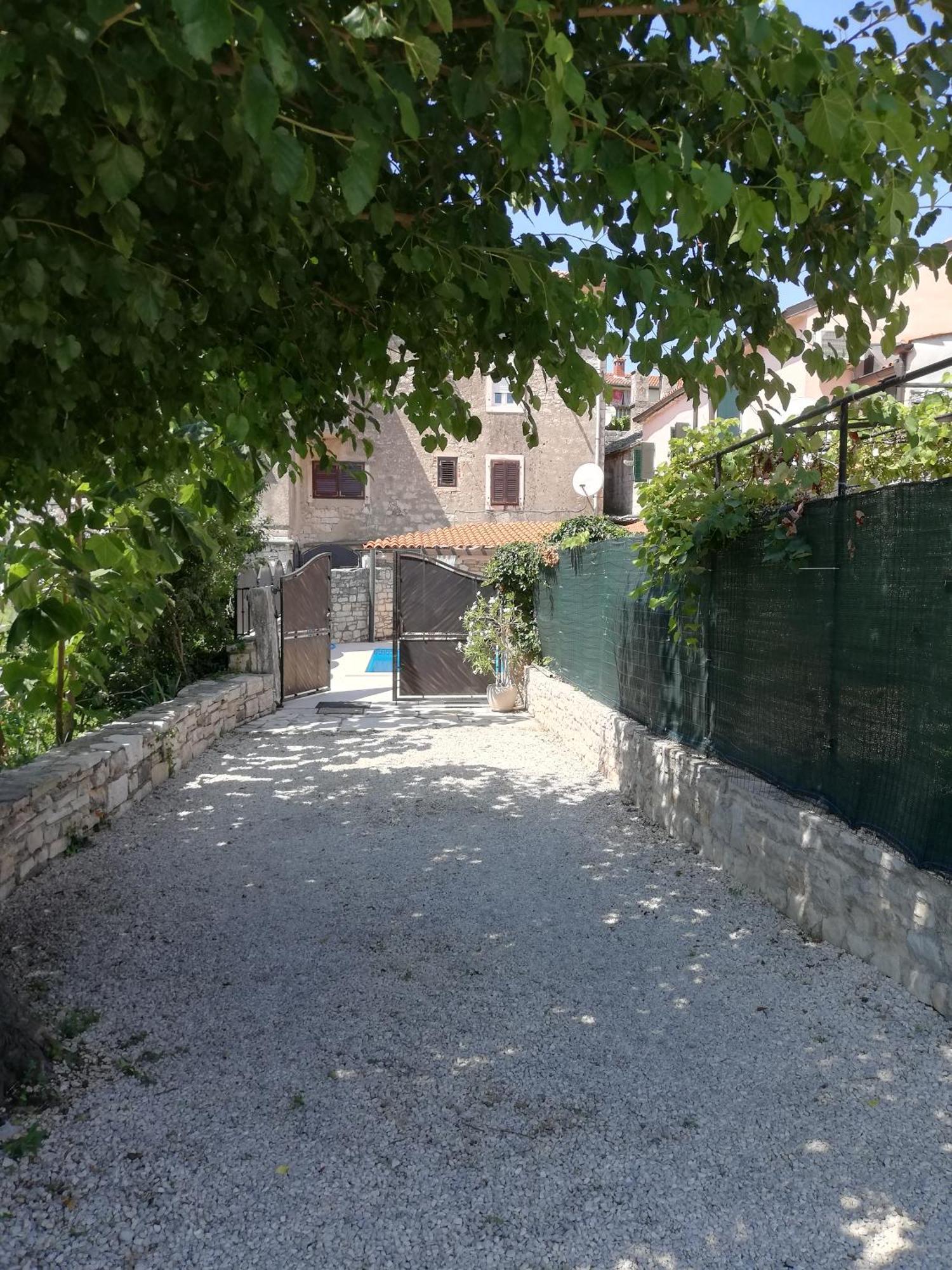 הוילה Sveti Lovreč Pazenatički Lory מראה חיצוני תמונה